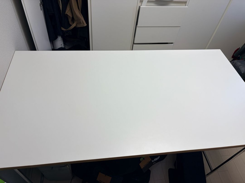 리차드램퍼트 아이어만 테이블 1600 이미지