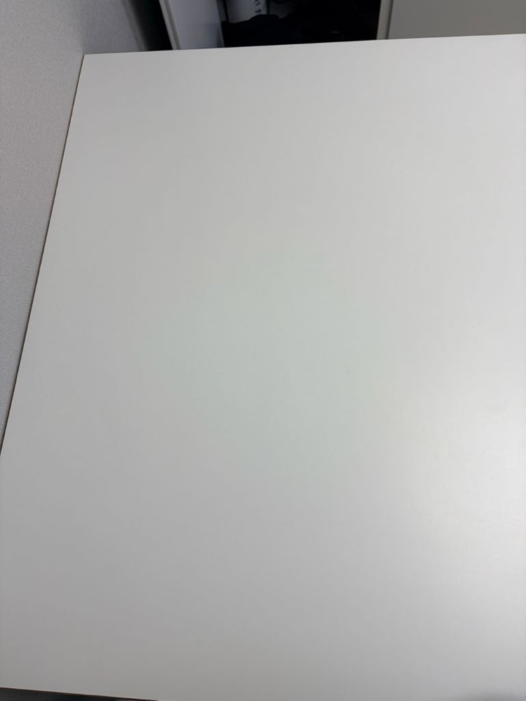 리차드램퍼트 아이어만 테이블 1600 이미지