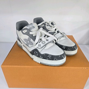 루이비통 스니커즈 LV 트레이너 8사이즈 이미지