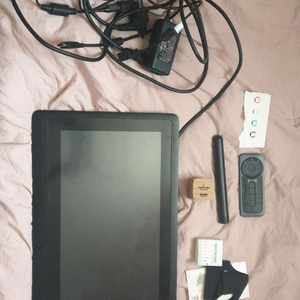 와콤 신티크 16 DTK-1660 이미지