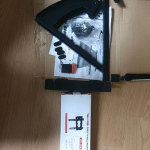 TV 벽걸이 브라켓 이미지