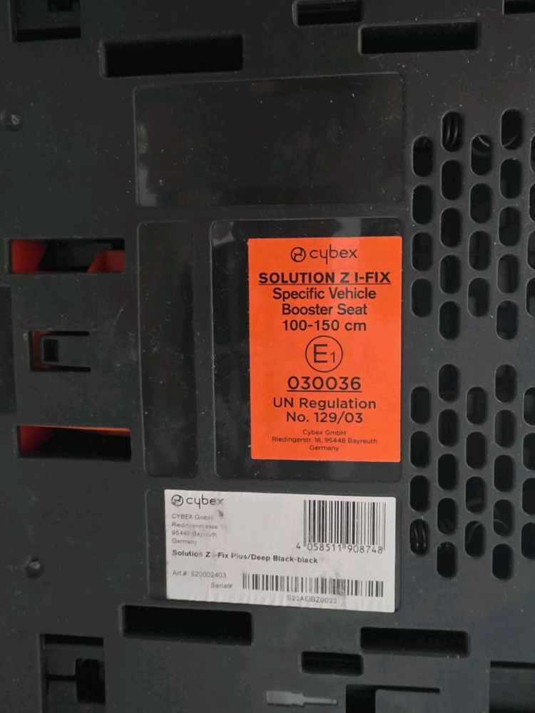 싸이벡스 솔루션 제트아이픽스 플러스 주니어 카시트 블랙 판매합니다. 이미지