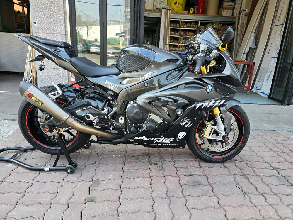 s1000rr 17년식 아크라 풀배기 이미지