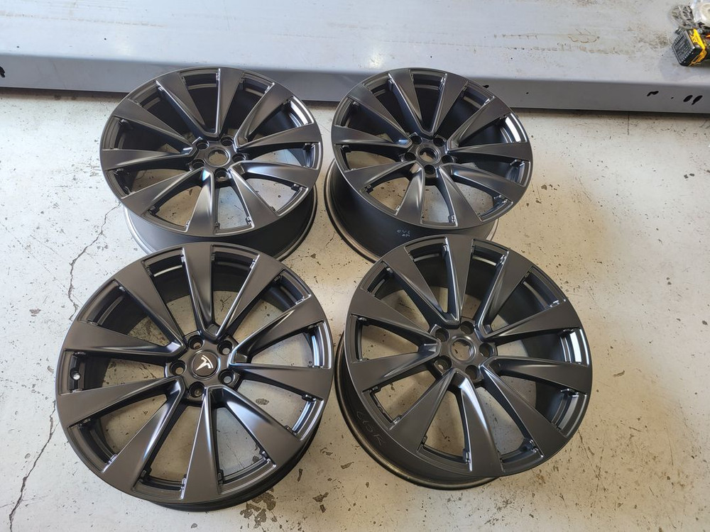 테슬라 모델X 22인치 순정품휠 한대분 이미지