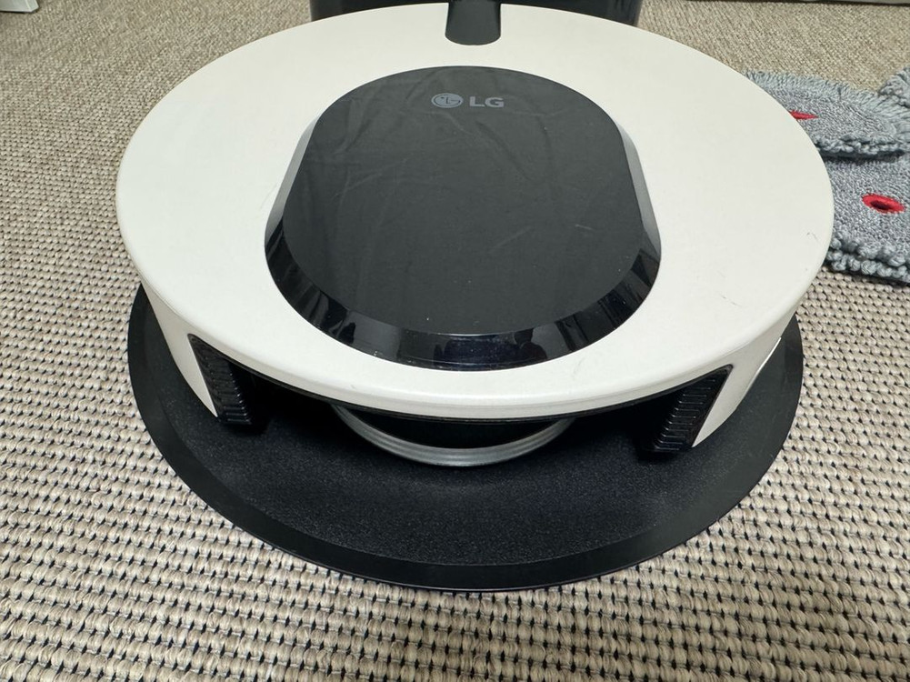 LG 코드제로 오브제컬렉션 물걸레 로봇청소기 이미지