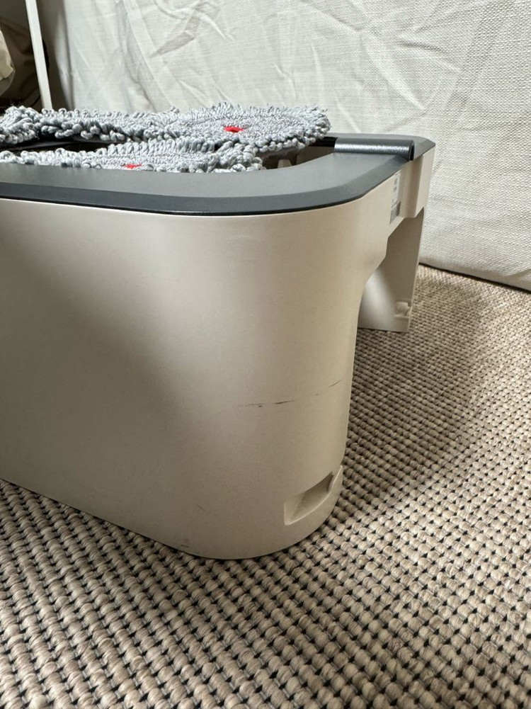 LG 코드제로 오브제컬렉션 물걸레 로봇청소기 이미지