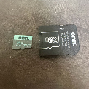 64GB 마이크로SD카드 + 어댑터 세트 이미지