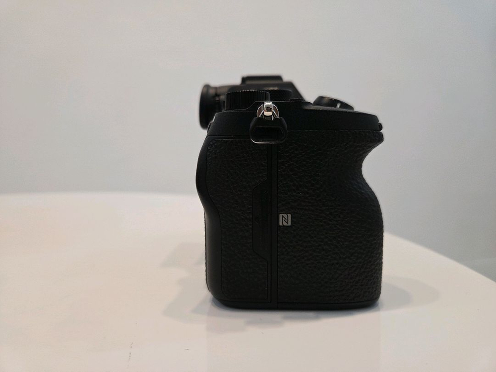 소니 A7RM4A +시그마 85mm art 세트 이미지