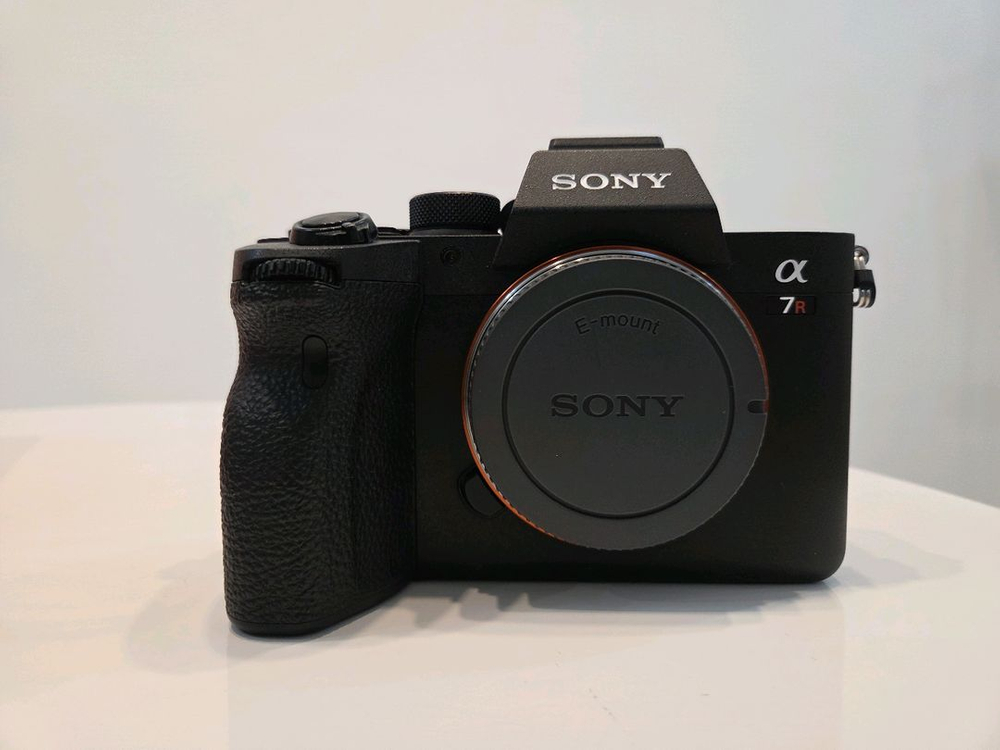 소니 A7RM4A +시그마 85mm art 세트 이미지