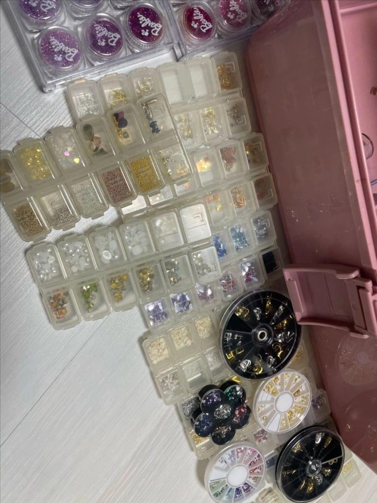 네일 파츠 세트 이미지