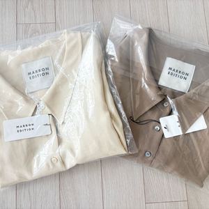 마론에디션 앤틱 크림 로우넥 블라우스 이미지