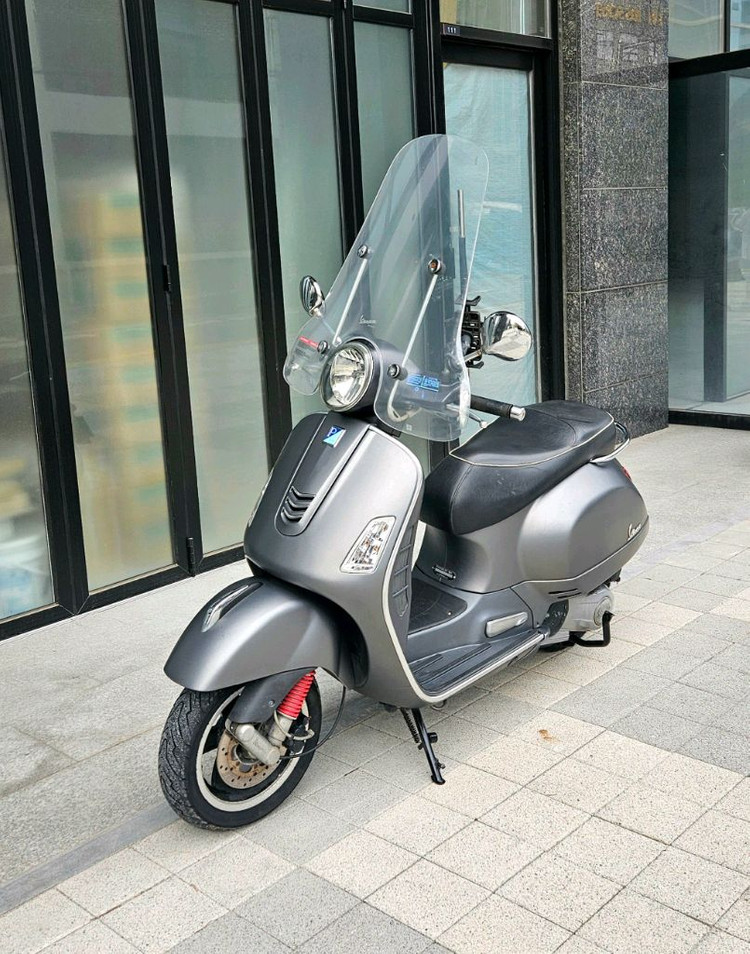 베스파 GTS 125 판매합니다 이미지