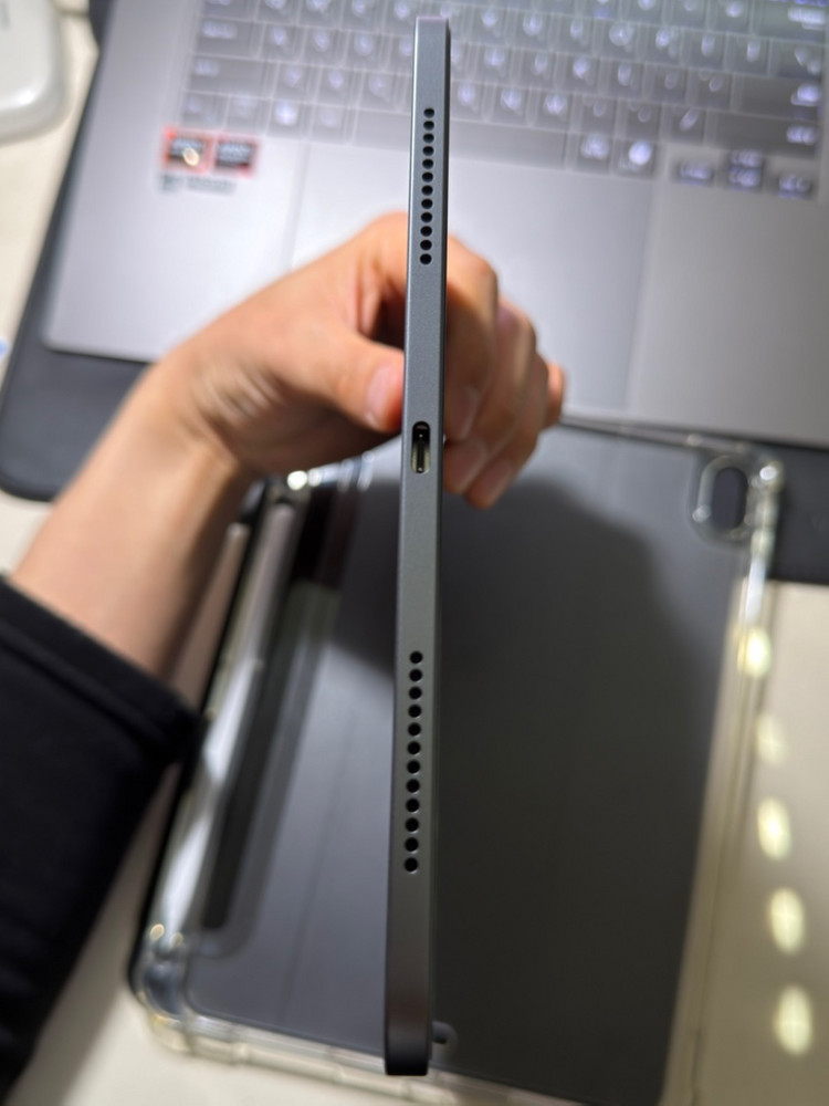 아이패드 에어 4세대 + 애플펜슬 2세대 팔아요 이미지