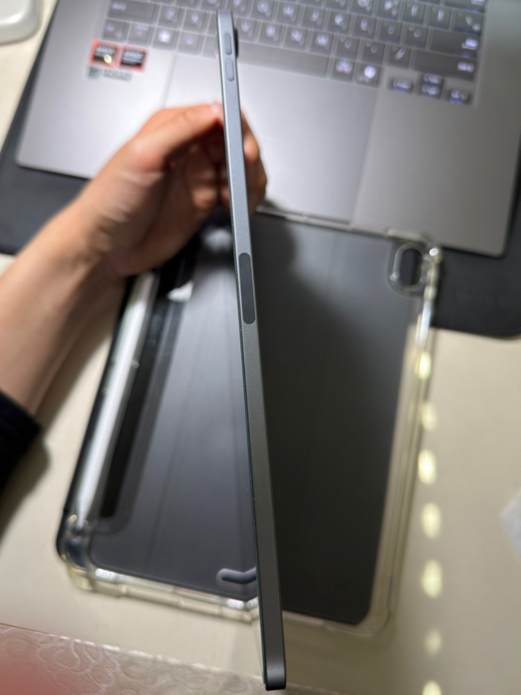 아이패드 에어 4세대 + 애플펜슬 2세대 팔아요 이미지