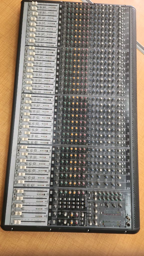 맥키 믹서 오닉스32채널 이미지