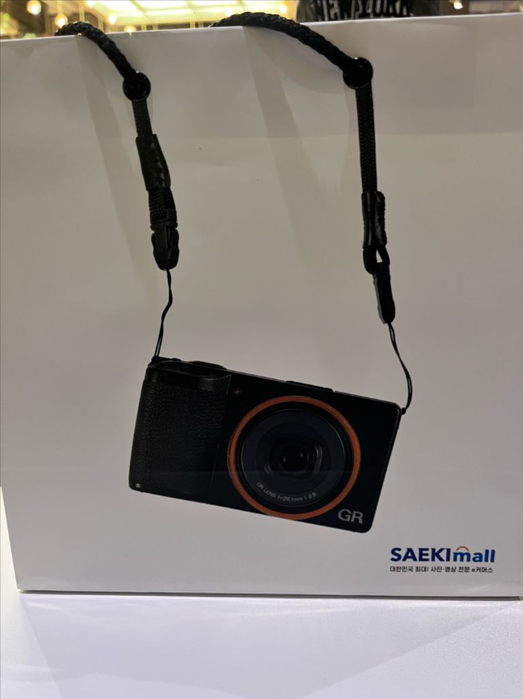 리코 GR3x 카메라 이미지