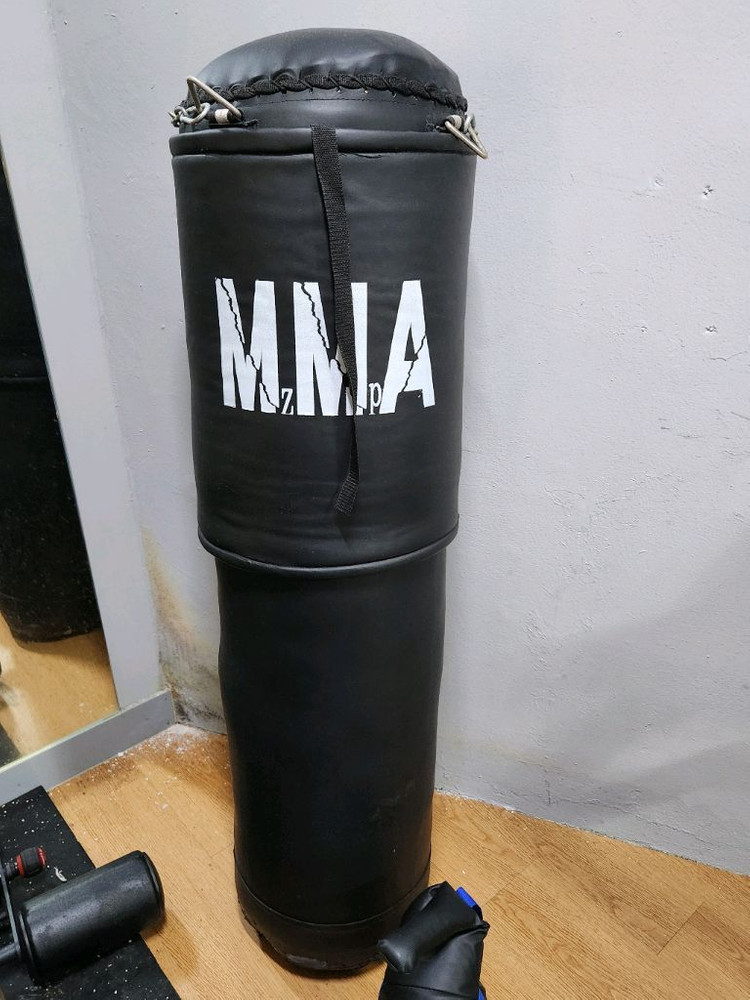 샌드백 + 풀업 샌드백 걸이 이미지