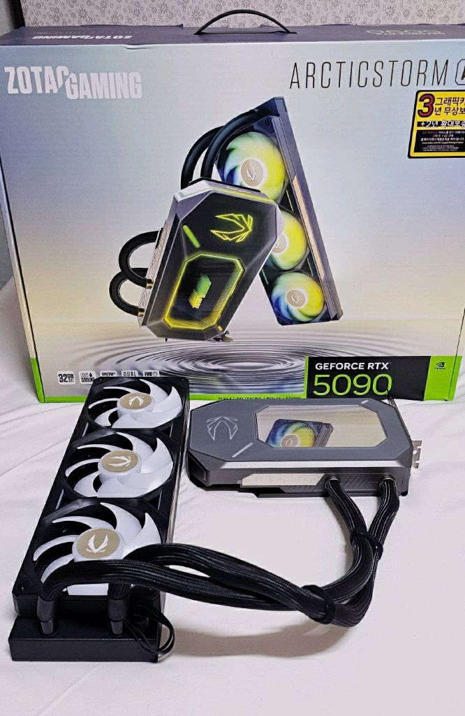 ZOTAC 지포스 RTX 5090 아틱스톰 32GB (수냉 그래픽카드) 이미지