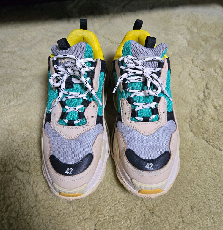 발렌시아가 트리플 42사이즈. 알렉산더맥퀸,구찌라이톤 이미지