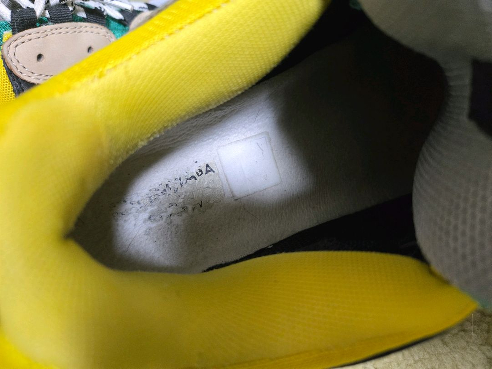 발렌시아가 트리플 42사이즈. 알렉산더맥퀸,구찌라이톤 이미지