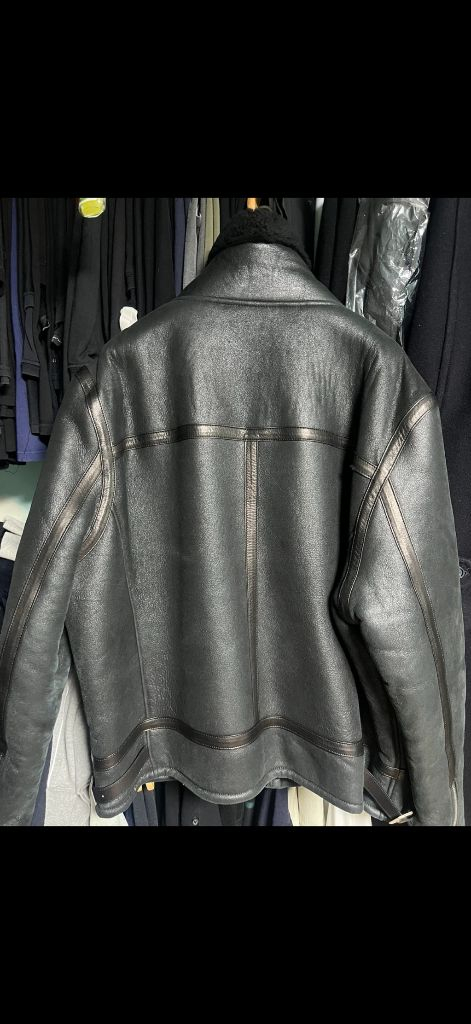 느와르라르메스 (52)블랙 무스탕 자켓 블랙라밸(공홈가305만원) 이미지