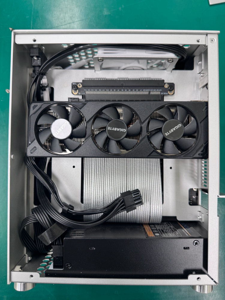 itx pc 9600x 5060 판매합니다. 이미지