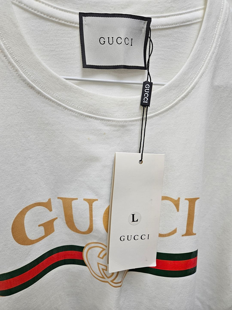 Gucci 클래식 로고 반팔티셔츠 L사이즈(미착용) 이미지