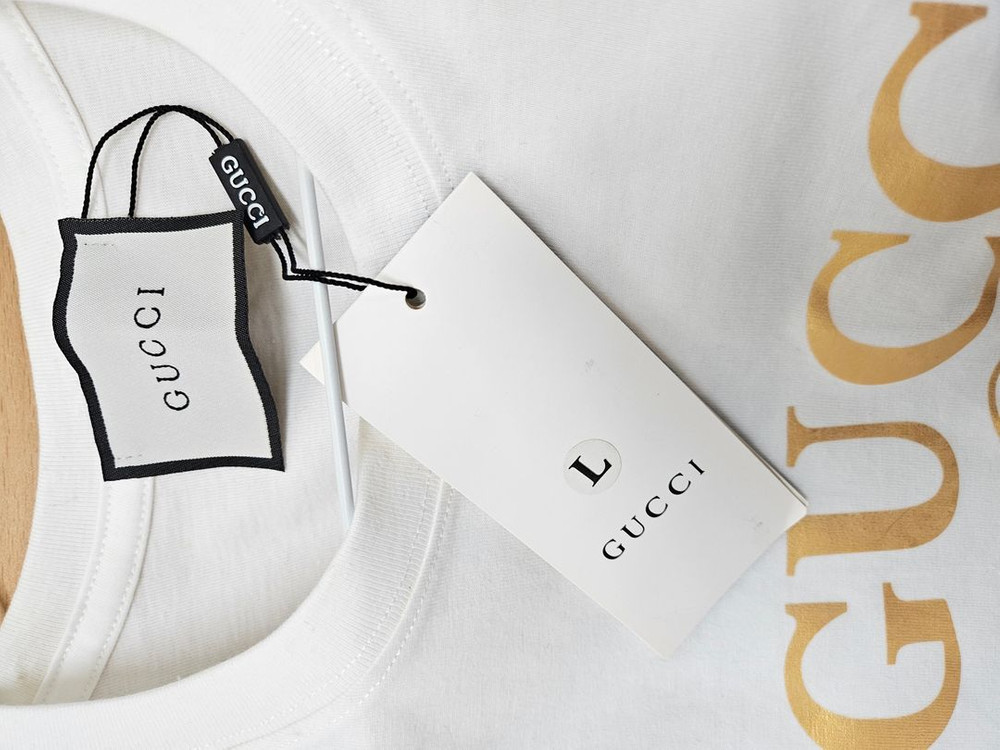 Gucci 클래식 로고 반팔티셔츠 L사이즈(미착용) 이미지