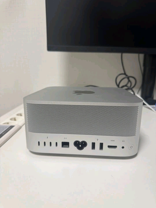 맥 스튜디오 M2 Max ram32 12core gpu 30core 이미지