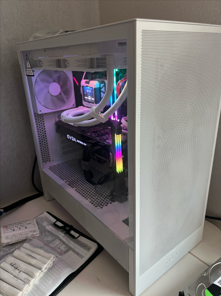 i7-13700KF 32gb램 500g ssd 1070ti 완본체 이미지