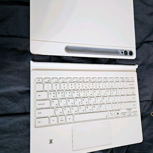 삼성 갤럭시탭S10 플러스 키보드 북커버 with AI 키 EF-DX825 이미지