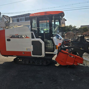 콩콤바인 구보다 ARH430 범용콤바인 이미지