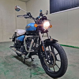 로얄엔필드 메테오350/2022년식/1만KM/슈퍼노바블루/A급판매합니다. 이미지