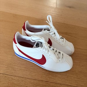 나이키 클래식 코르테즈 레더 포레스트 검프 240사이즈 새 제품(크림가 36만원) 이미지