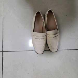 새제품 각종 단화 무료배송 이미지