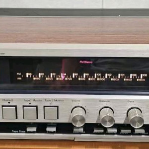 탠드버그 빈티지 리시버 앰프 팝니다. 이미지