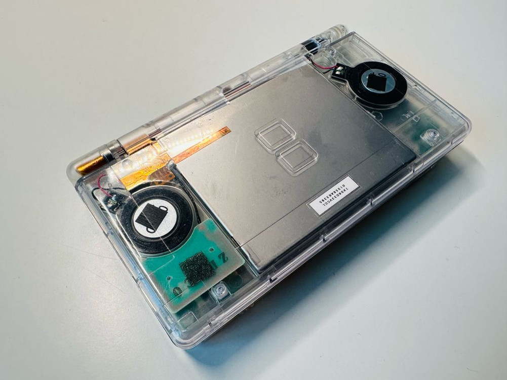 닌텐도 DSL 클리어 하우징 한글 정발판 + 정품 충전기 판매 (GBA, 게임보이) 이미지