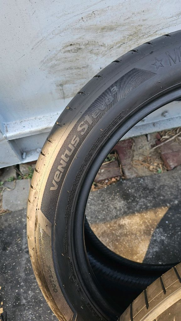 275 40 19벤투스 eve3고성능 2본 최저가 이미지