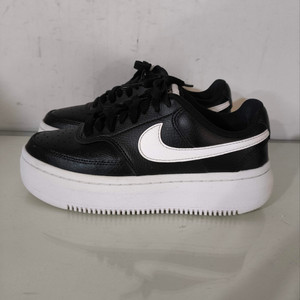 235mm 나이키 코트비젼 알타 키높이 스니커즈 이미지