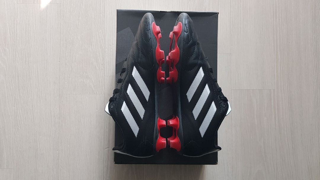 아디다스 축구화 230사이즈.1회착. 이미지