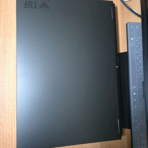 아수스 터프 A18 게이밍 노트북 18인치 32G 1.5TB RTX 5060 윈도우11 (FA808UM-S8031) 이미지