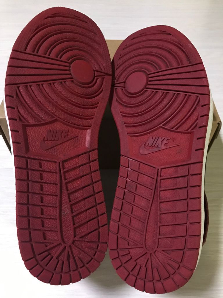 나이키 에어조던1 하이 플라이이즈 270 이미지