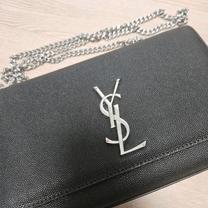 입생로랑 가방 이미지