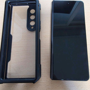 폴더블 스마트폰 이미지