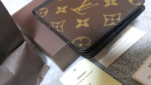 루이비통 M93801 남성 반지갑 이미지