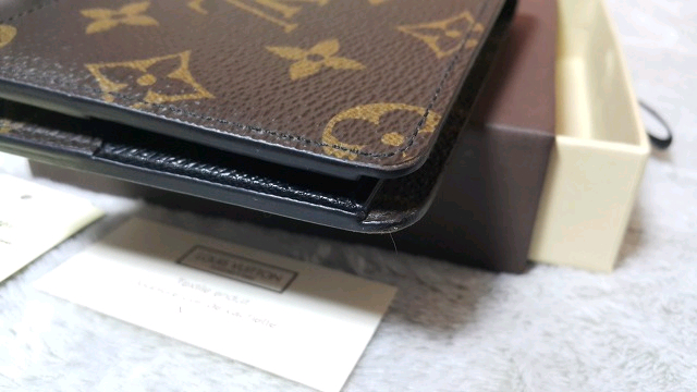 루이비통 M93801 남성 반지갑 이미지