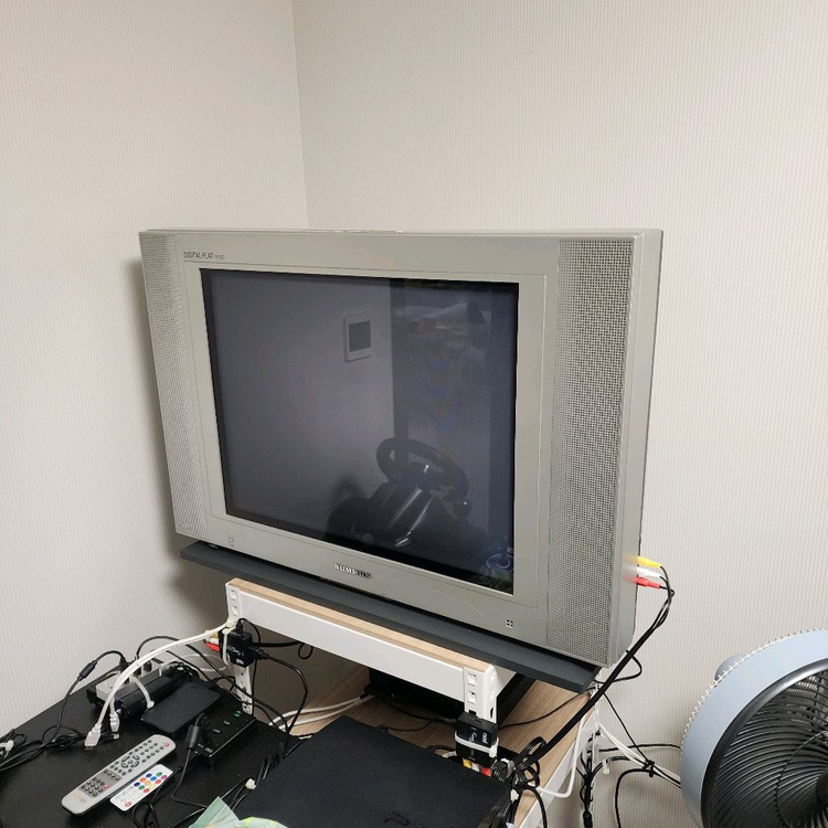 브라운관tv 및 건슈팅 게임 풀세트ps2 및 건콘2자루 이미지