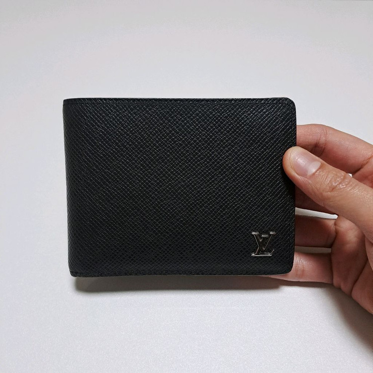 [100%/정품] 루이비통 멀티플 타이가 블랙 반지갑, 루이비통지갑,루이비통반지갑 이미지