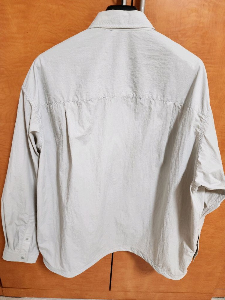 에잇세컨즈 라이트그레이 셔츠 자켓 팝니다 이미지