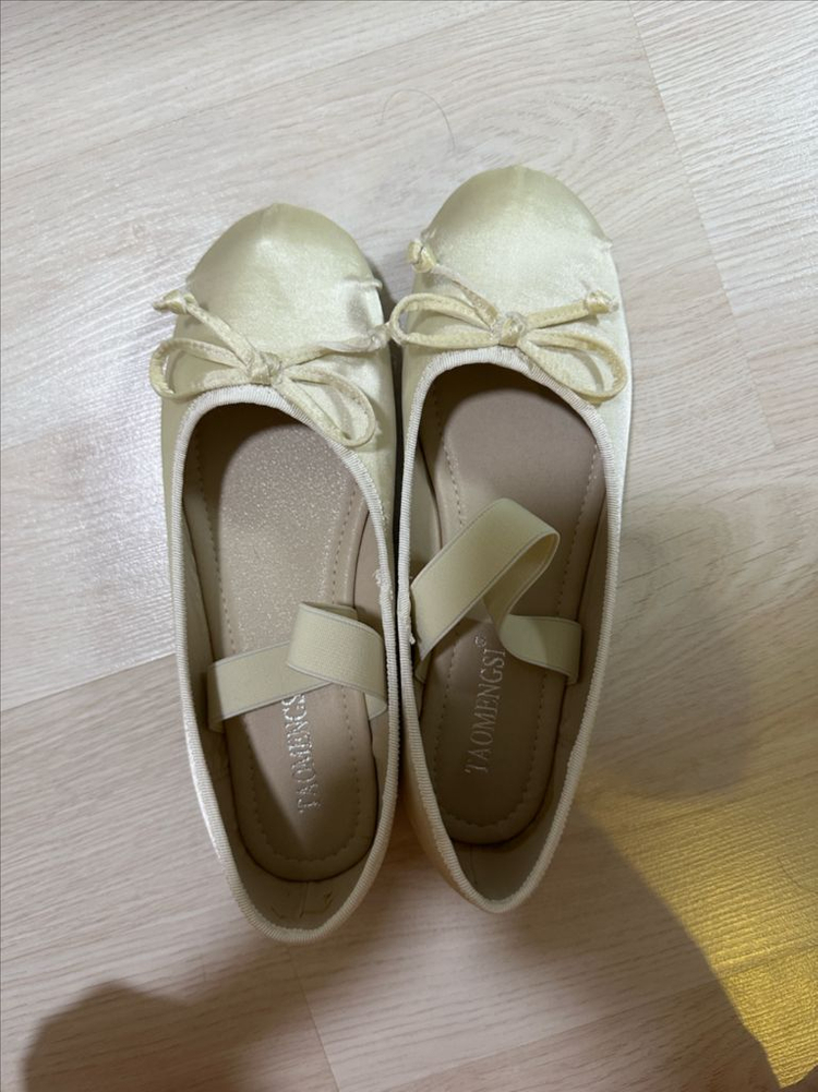 발레리나 플랫슈즈 이미지